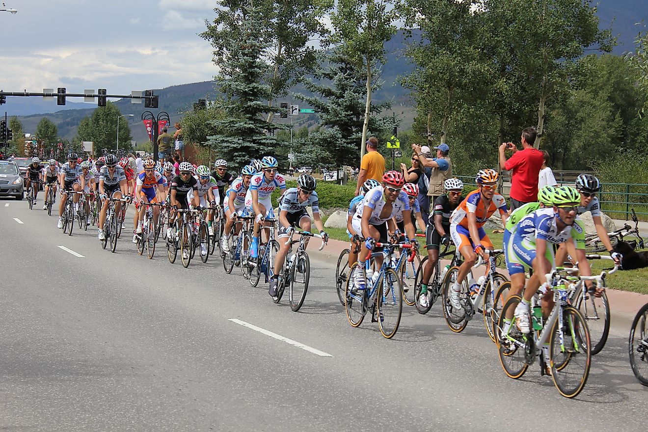 People cycling in the Pro Cycling Challenge Stage 5 in Silverthorne, Colorado. Editorial credit: Laura Gangi Pond / Shutterstock.com