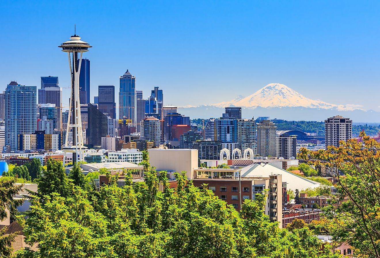 Seattle downtown skyline and Mt. Rainier, Washington.