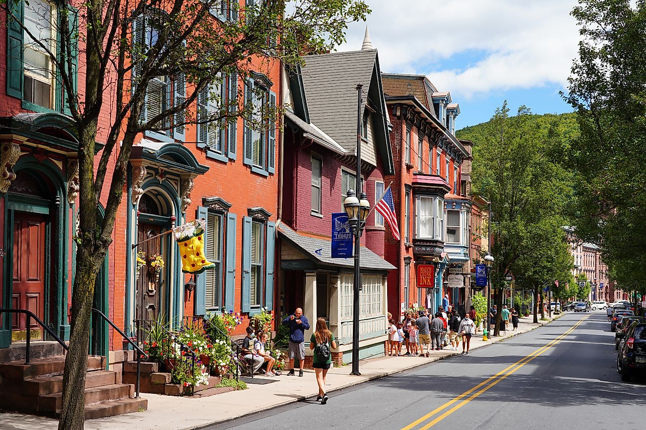 Historic town of Jim Thorpe (formerly Mauch Chunk) in the Lehigh Valley, Carbon County, Pennsylvania, USA. Editorial credit: EQRoy / Shutterstock.com