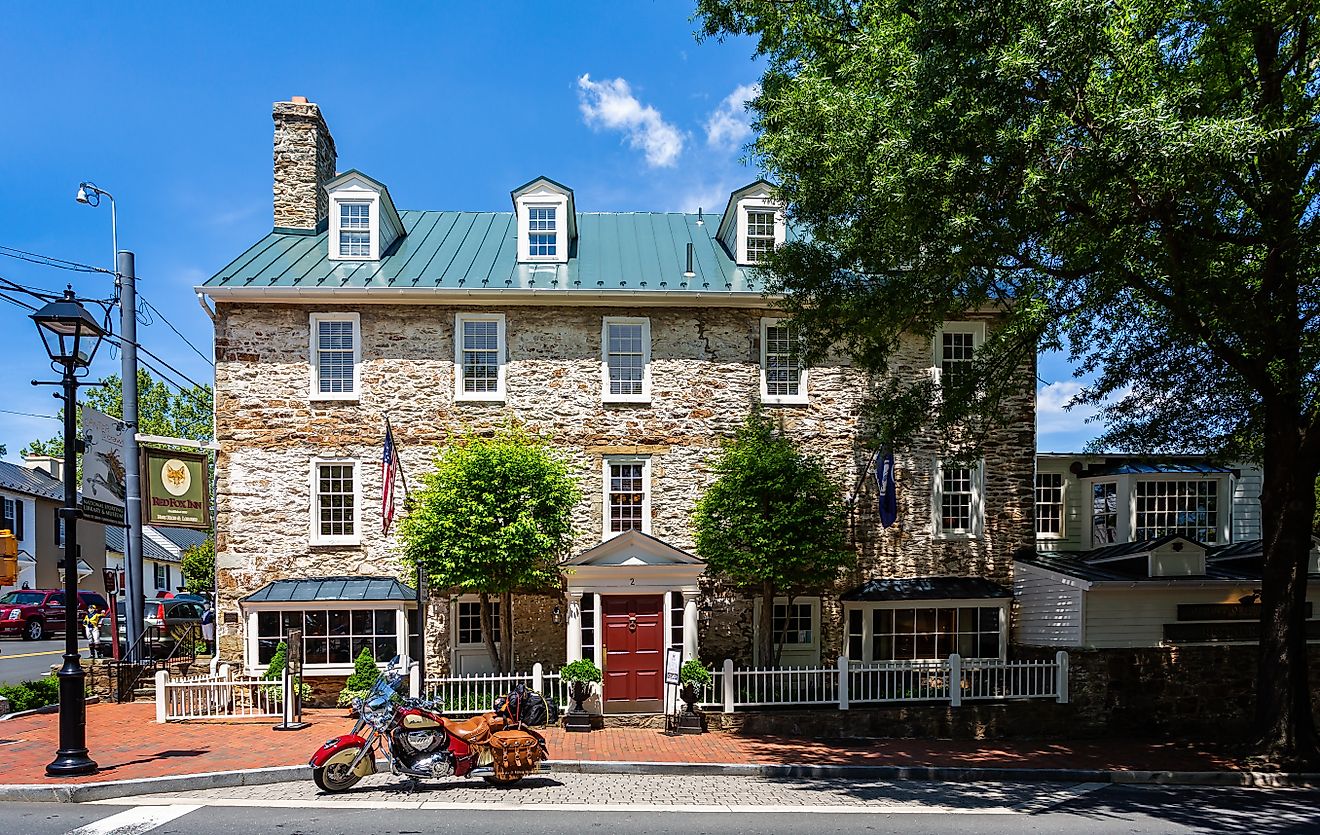 The Red Fox Inn & Tavern in Middleburg, Virginia. Editorial credit: Nigel Jarvis / Shutterstock.com