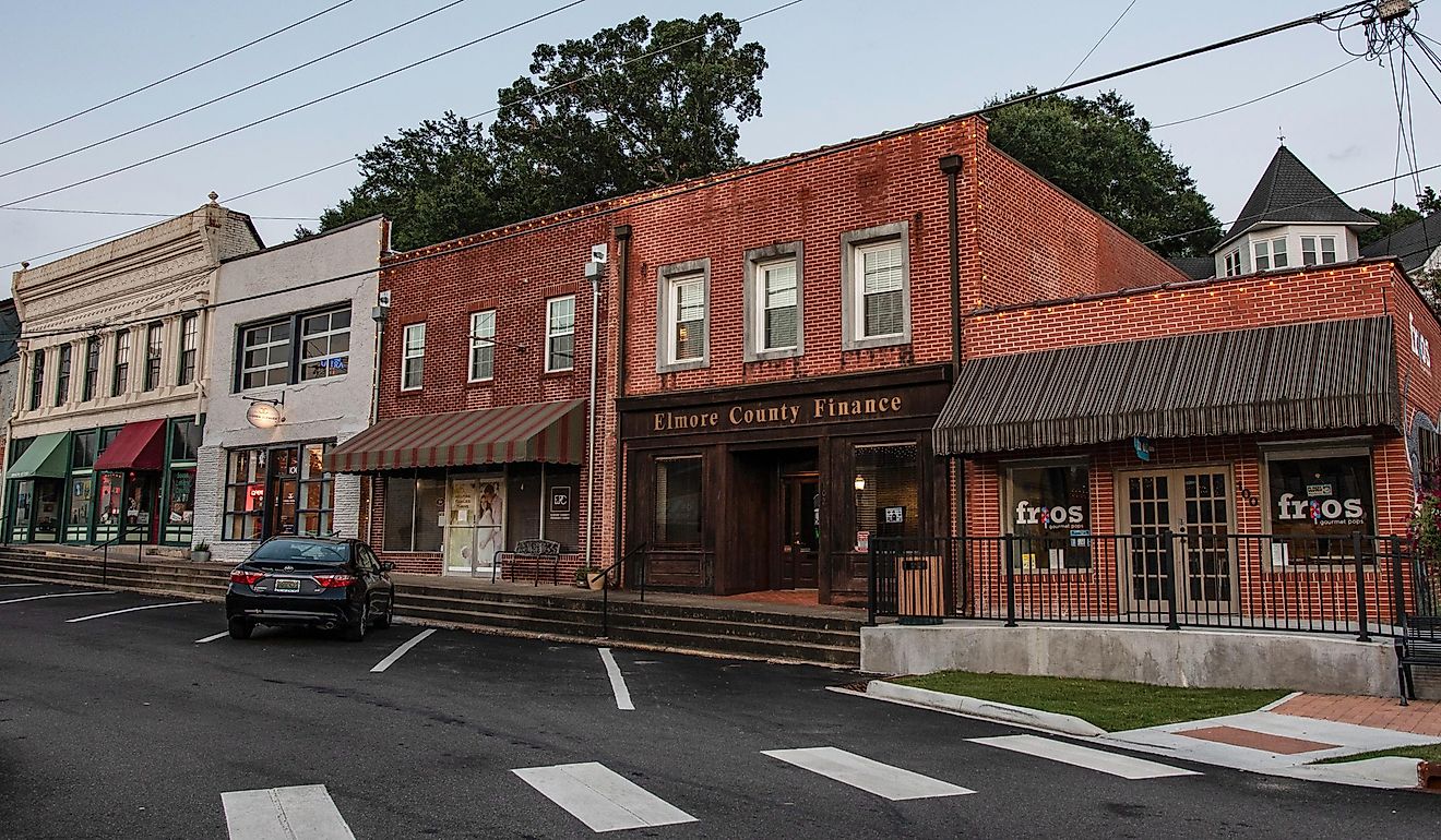 Company Street in the historic district of Wetumpka, Alabama. Image credit JNix via Shutterstock.com