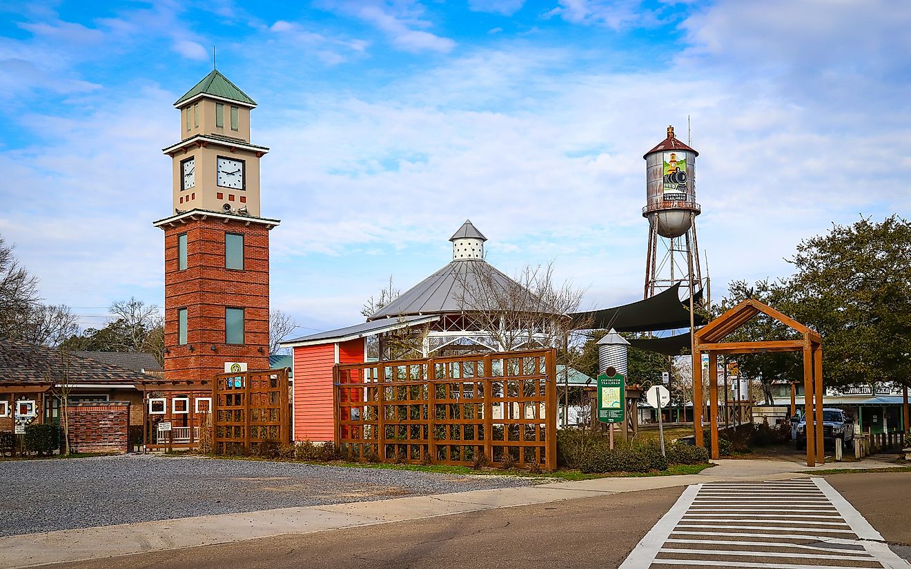 Downtown Covington, Louisiana, showcasing redevelopment and growth with newly renovated buildings and active street scenes. Editorial credit: Wirestock Creators / Shutterstock.com