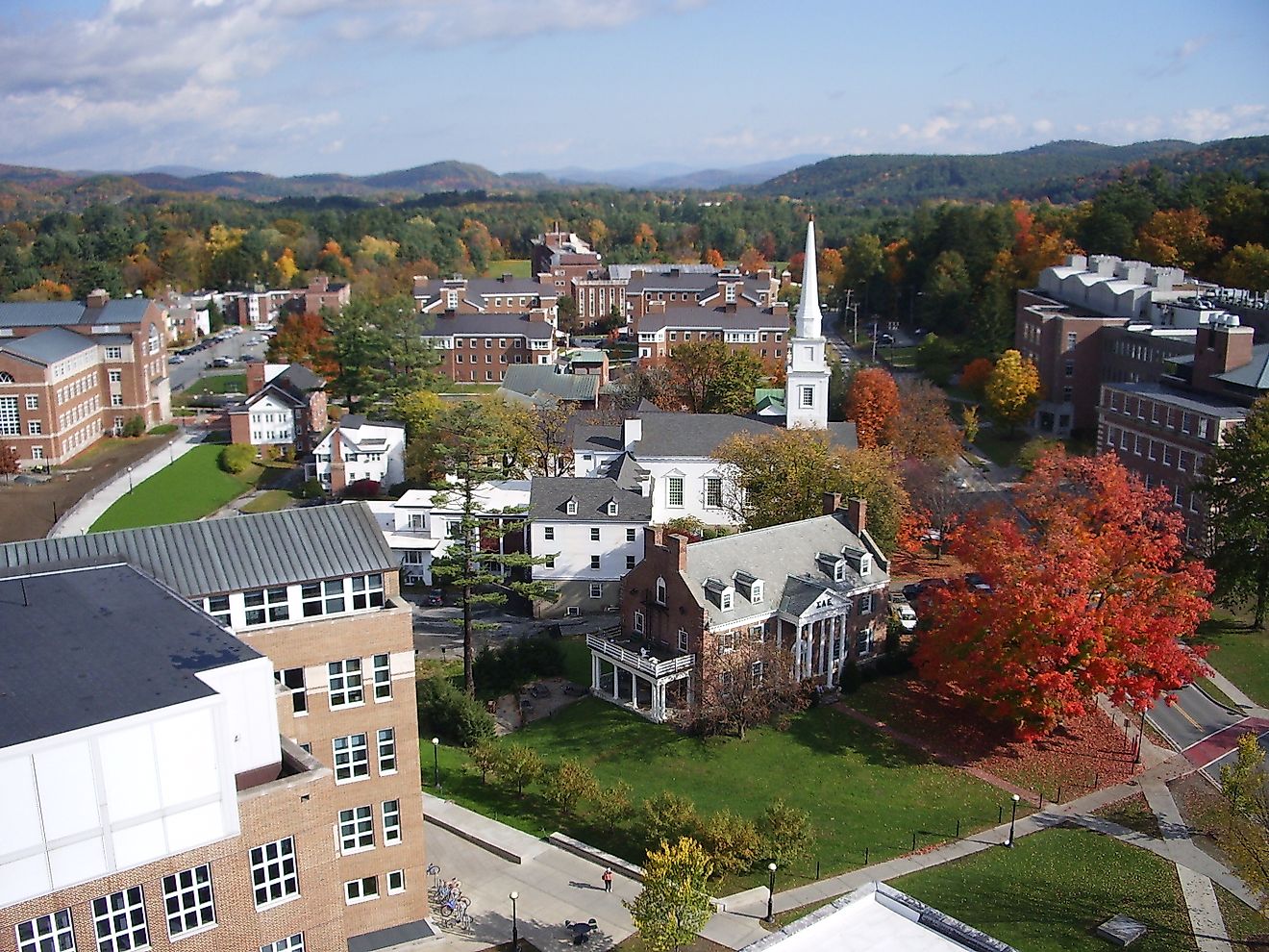 A photo of the campus of Dartmouth College in Hanover, New Hampshire, taken from the tower of Baker tower. Editorial credit: Kane5187 via Wikimiedia Commons