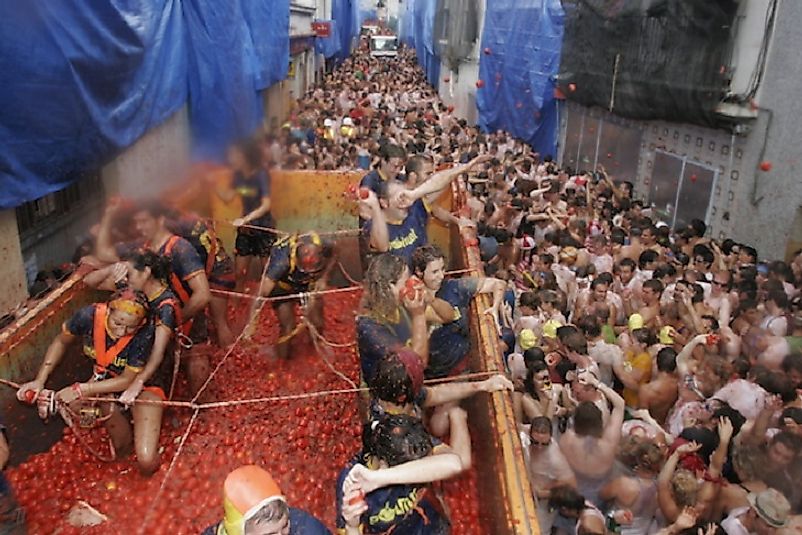 What is the La Tomatina Festival? WorldAtlas
