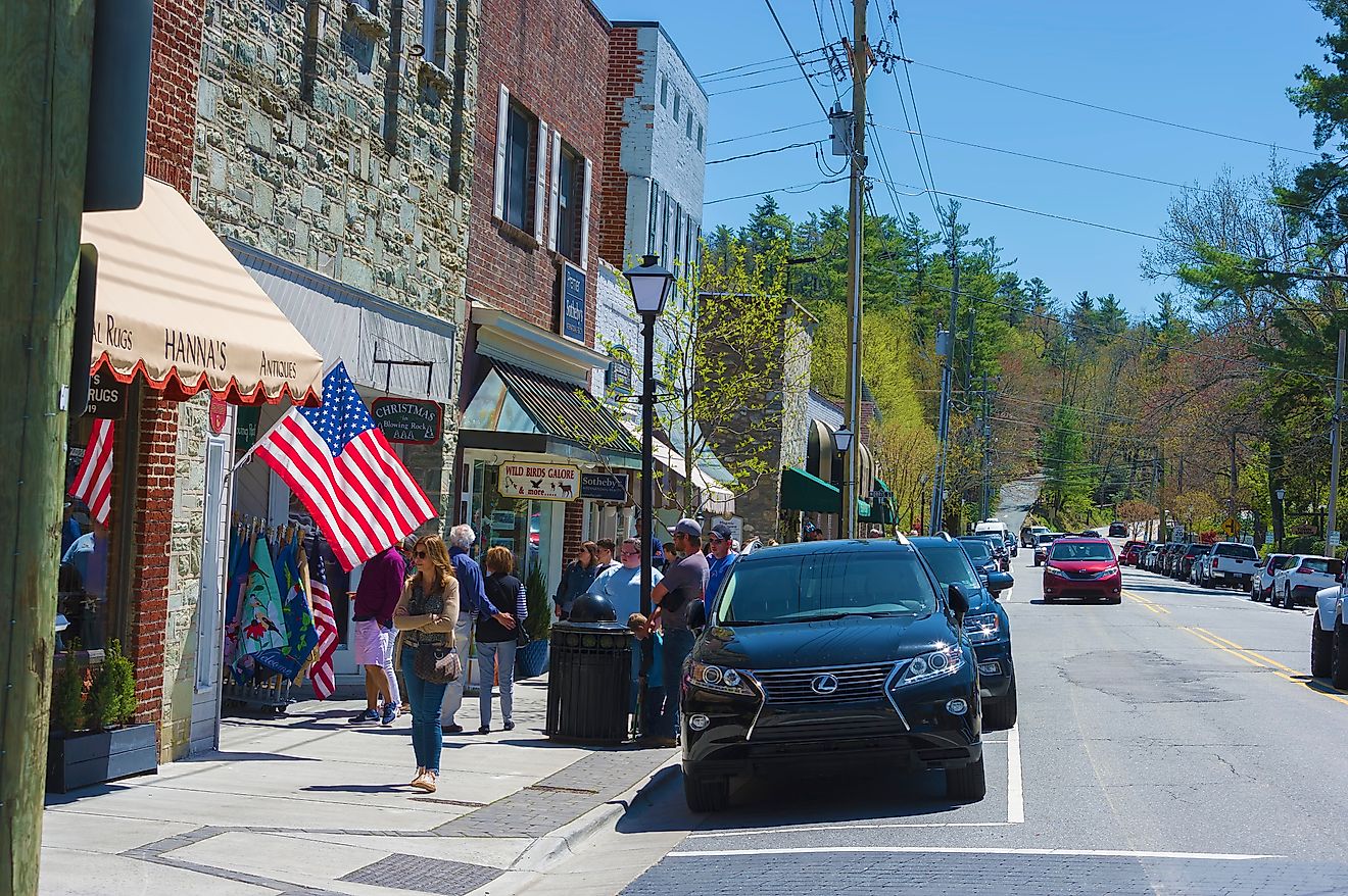 Downtown Blowing Rock, North Carolina, a popular tourist destination known for its proximity to the famous Blowing Rock and Blue Ridge Parkway. Editorial credit: Dee Browning / Shutterstock.com