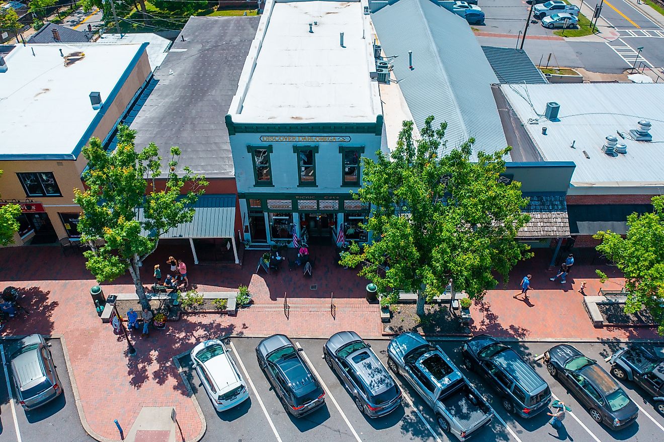 Businesses lined along downtown Dahlonega in Georgia. Editorial credit: Kyle J Little / Shutterstock.com