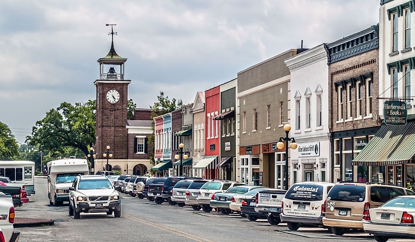 Front Street with shops and the old clock tower in Georgetown, South Carolina. Image credit Andrew F. Kazmierski via Shutterstock