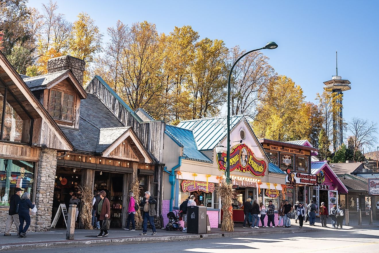 Street view of Gatlinburg, Tennessee, a popular tourist city nestled in the Smoky Mountains, showcasing various attractions. Editorial credit: Little Vignettes Photo / Shutterstock.com