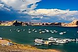 Boats moored in the waters of Lake Powell, Arizona. Editorial credit: PHOTOSHOOT1 / Shutterstock.com.