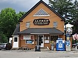 Alfred Country Store in Alfred, Maine