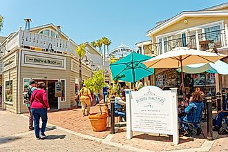 Avalon, California, a resort community on Santa Catalina Island. Editorial credit: Darryl Brooks / Shutterstock.com