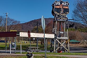 The beginning of the "Best of the Snake" highway in Shady Valley, Tennessee. Editorial credit: Dee Browning / Shutterstock.com.