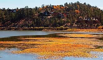 Beautiful autumn fall season in Big Bear Lake, California.