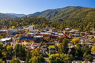 Aerial view of Ashland, Oregon in fall with foliage all around