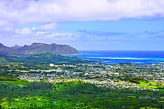 View of Kaneohe residential area, Kaneohe Bay, and the sandbar from the Nuuanu Pali observatory on Oahu, Hawaii.