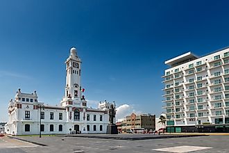 View of the Carranza Lighthouse (Faro Venustiano Carranza) in the city of Veracruz, Mexico. Editorial credit: TLF Images / Shutterstock.com