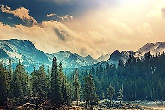 Sierra Nevada Mountains in a relatively sunny day.