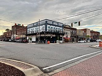 Historic buildings in downtown Tuscumbia, Alabama. Editorial credit: Luisa P Oswalt / Shutterstock.com