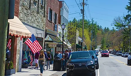 Downtown Blowing Rock, North Carolina. Image credit Dee Browning via Shutterstock