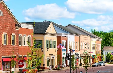 View of First and Main in the town of Hudson, Ohio. Editorial credit: Kenneth Sponsler / Shutterstock.com