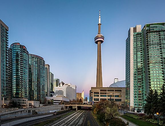 #5 CN Tower - Toronto, Canada  