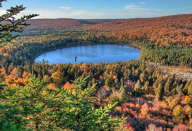 Oberg Mountain - part of the Sawtooth Range on the North Shore in Minnesota. Image credit Jacob via AdobeStock.