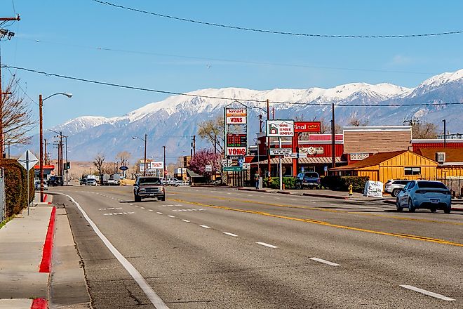 Street view in Bishop California. Editorial credit: 4kclips / Shutterstock.com