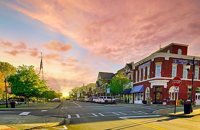 Downtown Blue Ridge, Georgia. Image credit Harrison Keely, CC BY 4.0, via Wikimedia Commons