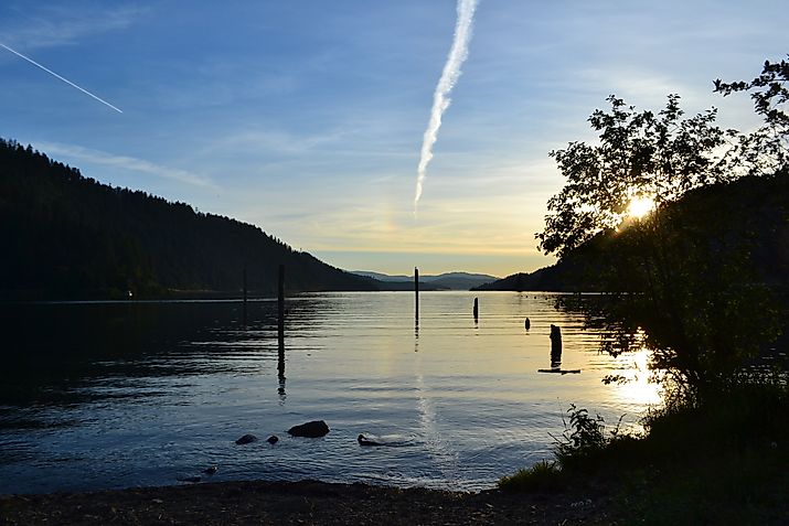 Sunset over Couer d'Alene lake in Idaho