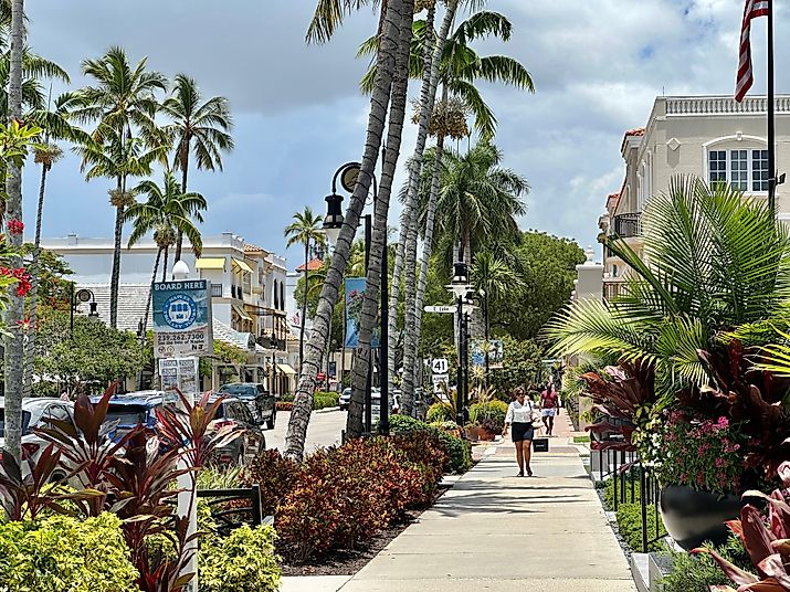 A quaint downtown street in the town of Naples, Florida. Editorial credit: Paulm1993 / Shutterstock.com