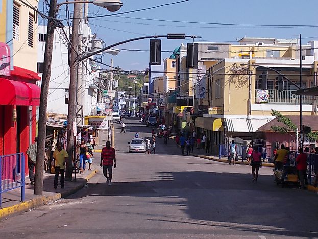 JR10 - Venezuela crisis economica - Página 12 Street-in-montigo-bay-jamaica-photo-d-ramey-logan