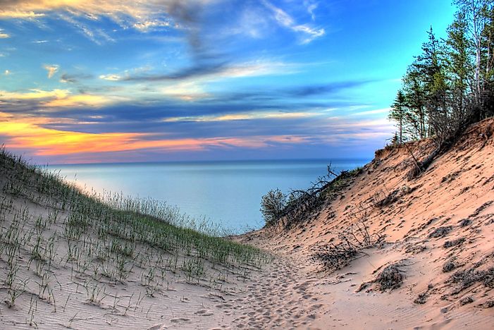 The Biggest Lakes in Ontario - WorldAtlas.com