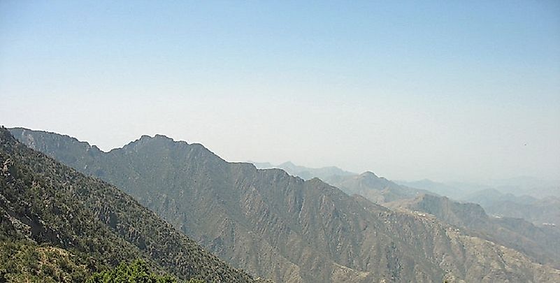 Tallest Mountains In Saudi Arabia - WorldAtlas.com