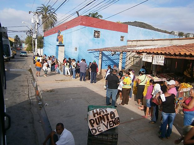 JR10 - Venezuela crisis economica - Página 12 Escasez-en-venezuela-mercal