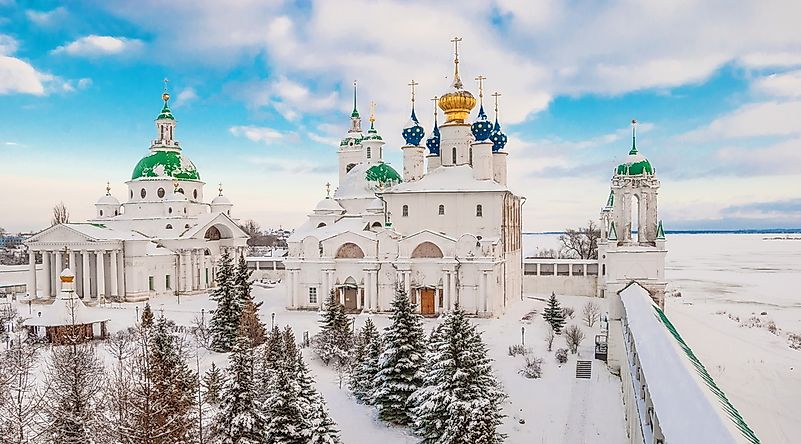 Monastery on the shore of Lake Nero in Rostov Veliky in winter.