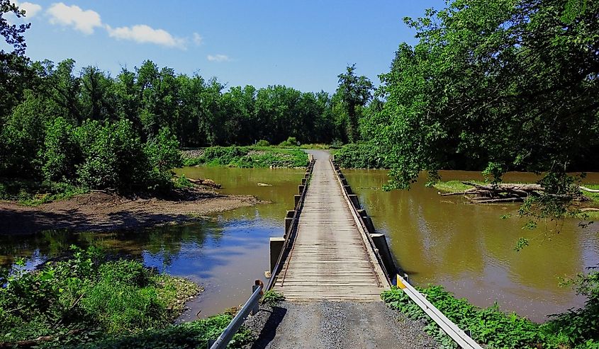 Oldtown Tollbridge going across Potomac River.