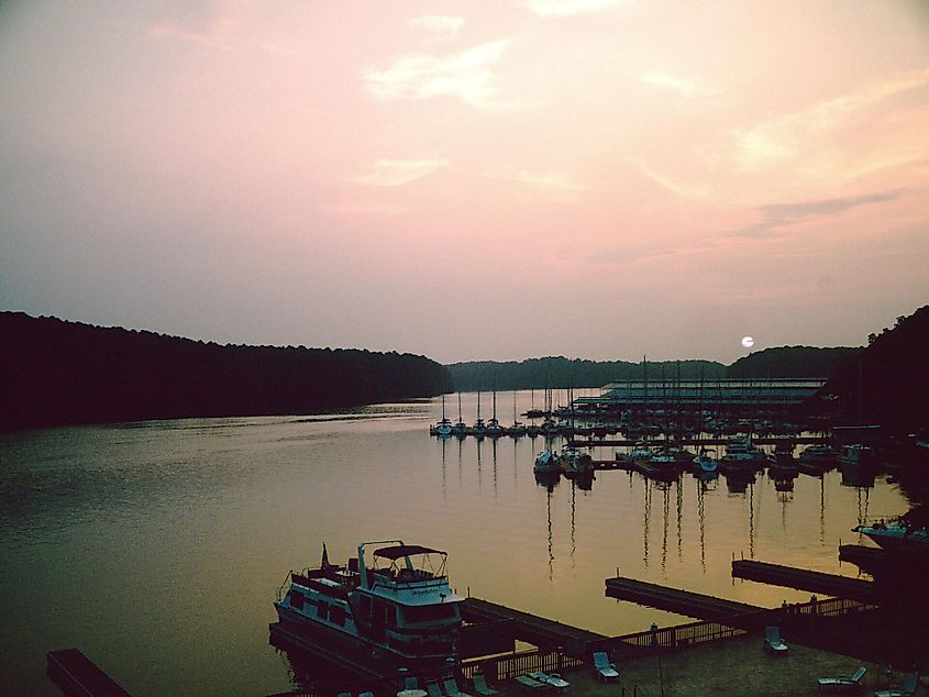 A serene scene from Joe Wheeler State Park, Alabama
