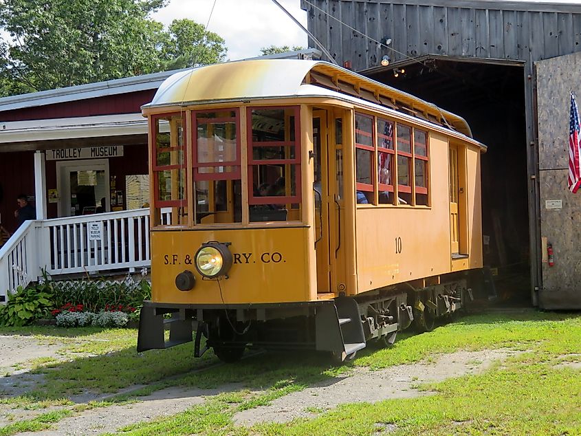 Streetcar 10 at Shelburne Falls Trolley Museum