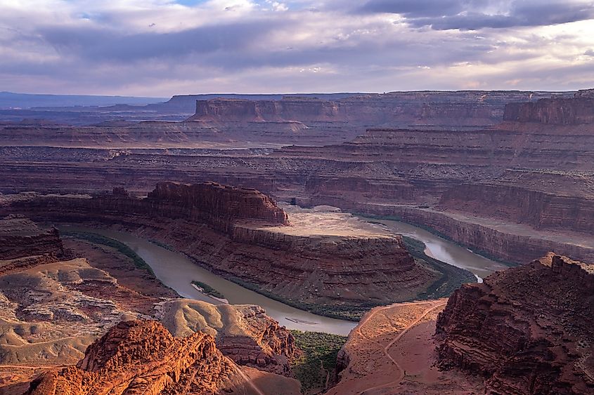 Deadhorse Point State Park, Utah. Image credit Saknarong Tayaset via Shutterstock.