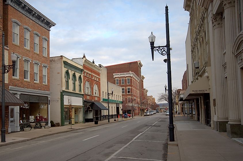 Maysville Downtown Historic District. In Wikipedia. https://en.wikipedia.org/wiki/Maysville_Downtown_Historic_District By Photo by Greg Hume (Greg5030) - Own work, CC BY-SA 3.0, https://commons.wikimedia.org/w/index.php?curid=13432196