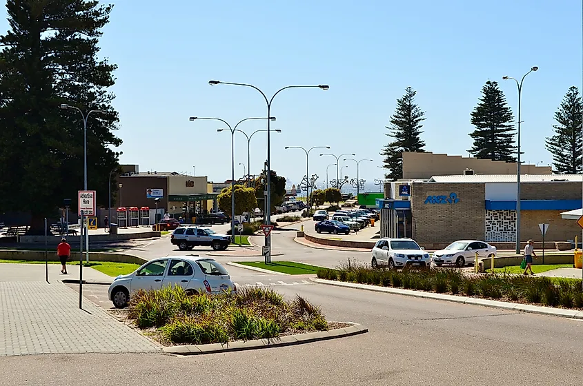 Roundabout at the intersection of Andrew Street and Dempster Street in Esperance, Western Australia