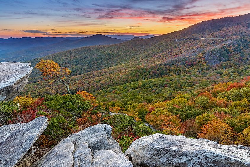 Rough Ridge Overlook and Trail in Blue Ridge Parkway - North Carolina.