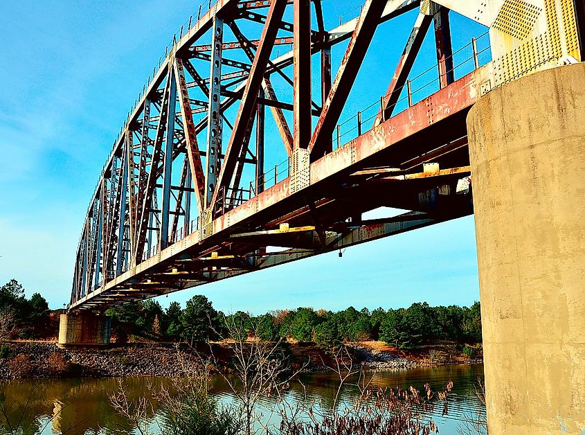 BNSF Railway bridge over Tennessee-Tombigbee Waterway, Amory, Mississippi.