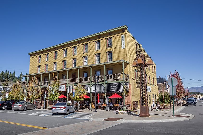 Hotel on Main Street, Truckee, California, USA. Editorial credit: Marc Venema / Shutterstock.com
