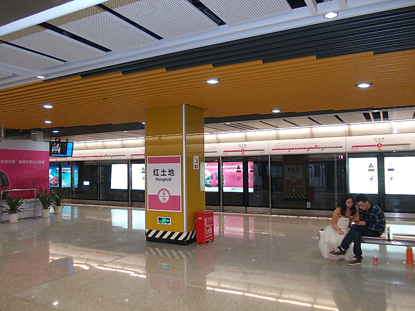 Chongqing Rail Transit - Hongtudi