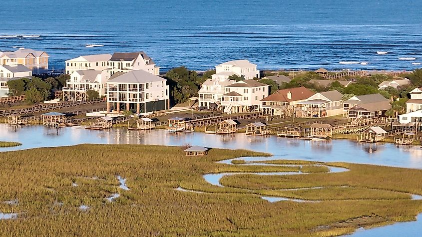 Coastal vacation homes on stilts in Pawleys Island, South Carolina.