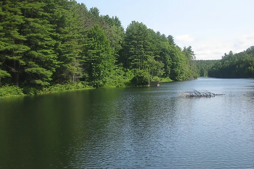 Bear Hole Reservoir, Massachusetts