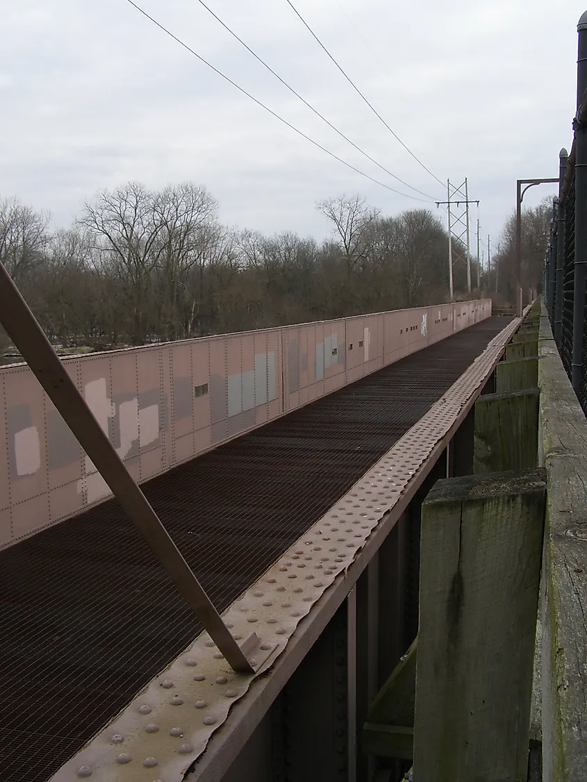 Fox River Aqueduct in Ottawa, Illinois.