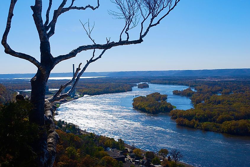 Great River Road Overlook at Alma, Wisconsin