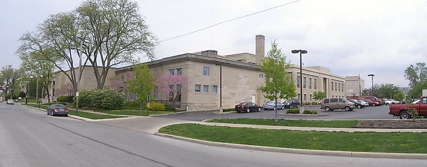 Historic building in the town of Lakewood, Ohio.